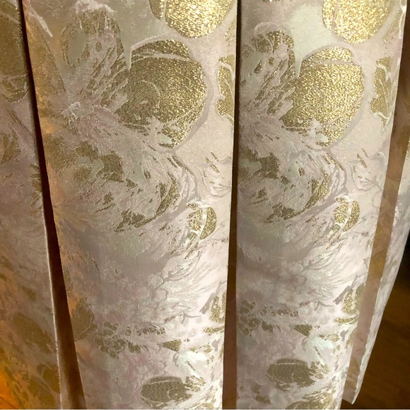 Tahari Cream Blush and Metallic Gold Floral Print Vintage Inspired Dress Sz 8 - Picture 5 of 9